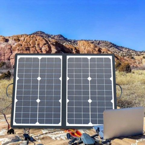 Kit Solar Portabil — Autonomie în Călătorie și Camping