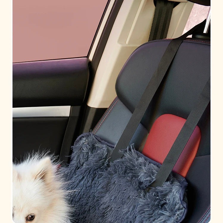 Cuscino per Auto per Cani – Comfort a Bordo