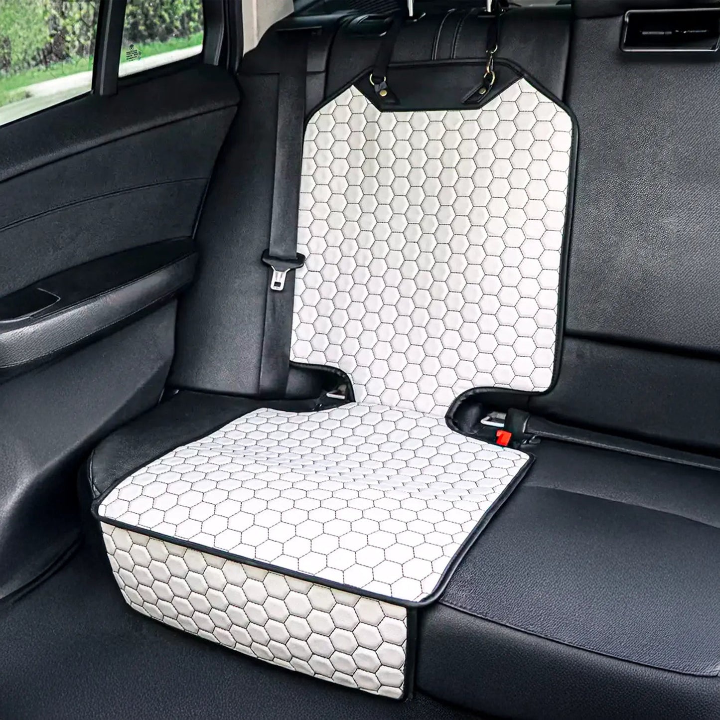 Alfombrilla de Protección para Asiento de Coche — Elegancia Moderna y Protección Completa 