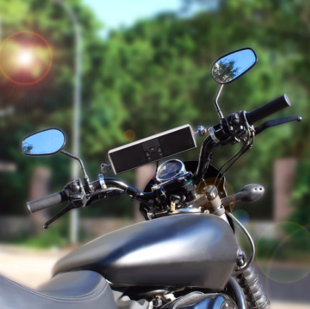 Motorcykelhøjtaler med styrbeslag — Ideel til dine musikrejser 