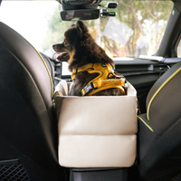 Auto-Warenkorb für kleine Hunde — Sicherheit und Komfort im Auto 